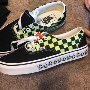 brand new neon checkered vans
